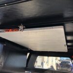 CANOPY TABLE WITH BRACKET