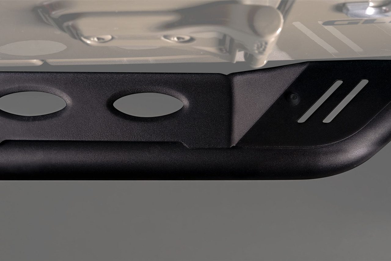 GLADIATOR JT RAID SERIES HEAVY DUTY SIDE STEPS - Image 2