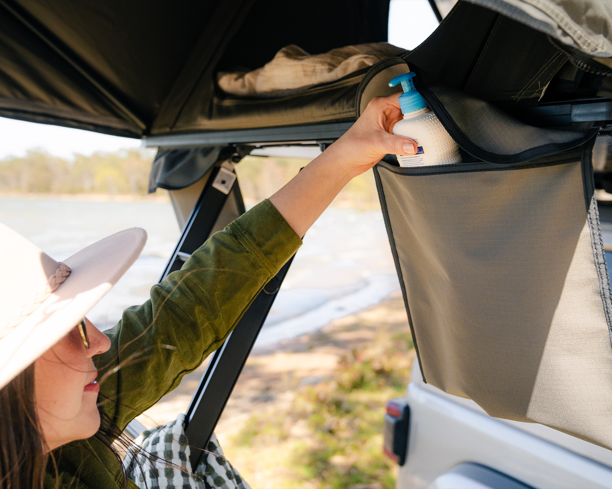 IRTT0067 - CROSS 1200 ROOFTOP TENT - Image 4