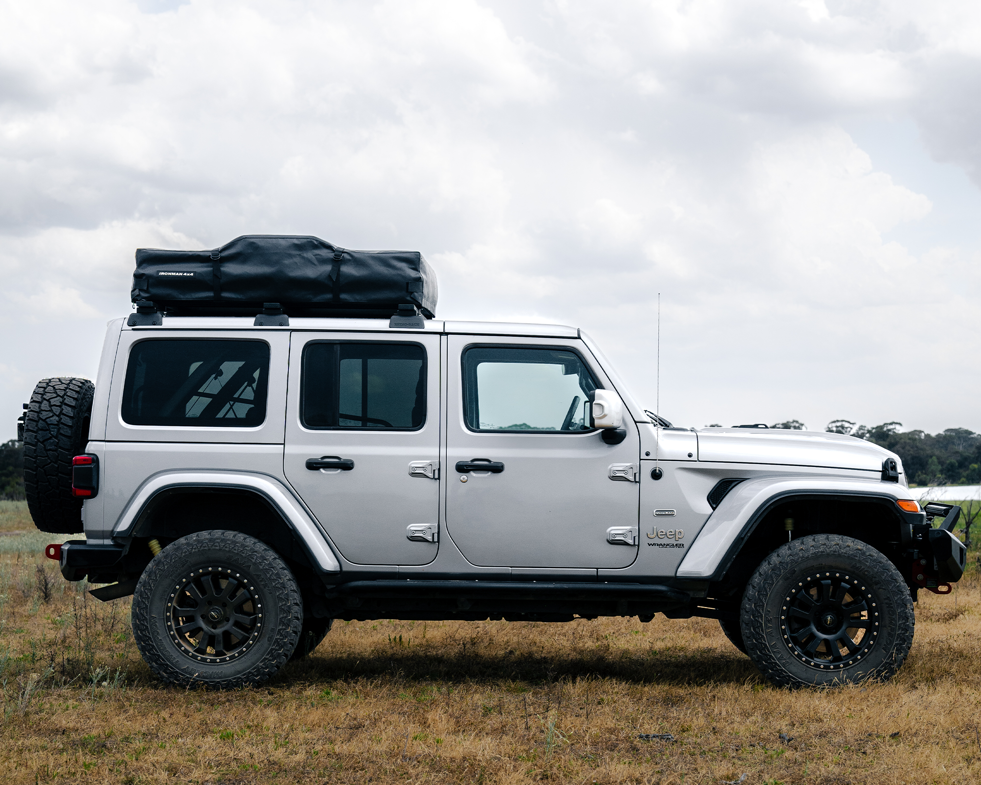 IRTT0067 - CROSS 1200 ROOFTOP TENT - Image 8