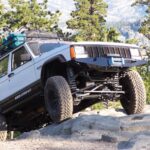 R/ERE6020T - JEEP XJ Rubicon Express 3.5" Super-Ride Short Arm Lift Kit with Rear Add-A-Leafs and Twin Tube Shocks - Image 4