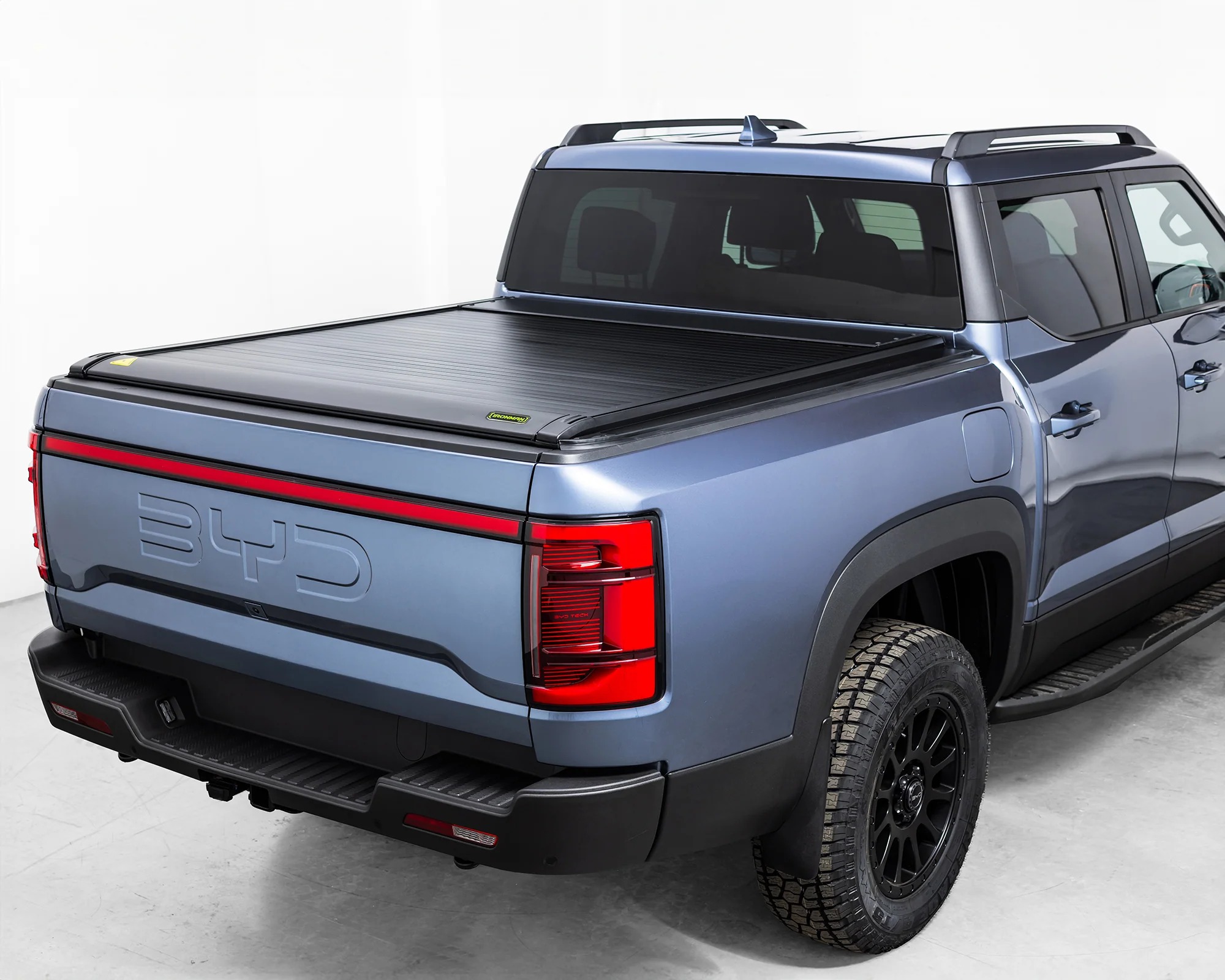 Slide-Away Retractable Roller Shutter (Manual) For BYD SHARK 6 - Image 3