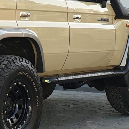TOYOTA LC76 PREMIUM SIDE STEPS