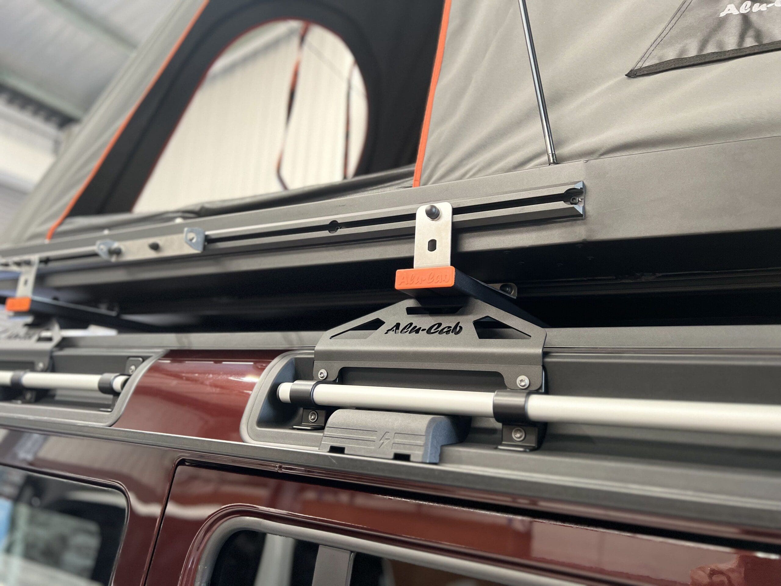 GEN 3-R INEOS GRENADIER ROOFTOP TENT WITH LOAD BAR & BRACKET