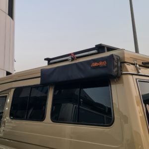ROOF RACK TRAY WITH TABLE AND TABLE BRACKET