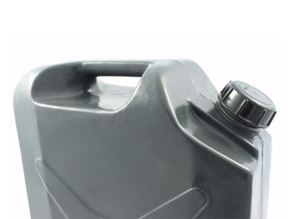 PLASTIC WATER JERRY CAN WITH TAP – BY FRONT RUNNER
