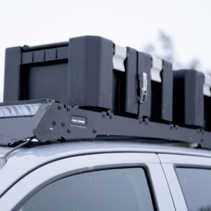 HILUX (2015 – CURRENT) SLIMSPORT ROOF RACK KIT WITH ACCESSORIES